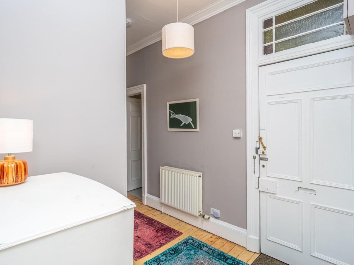 New Stunning 3 Beds Flat In Chic Area Of The City เอดินบะระ ภายนอก รูปภาพ